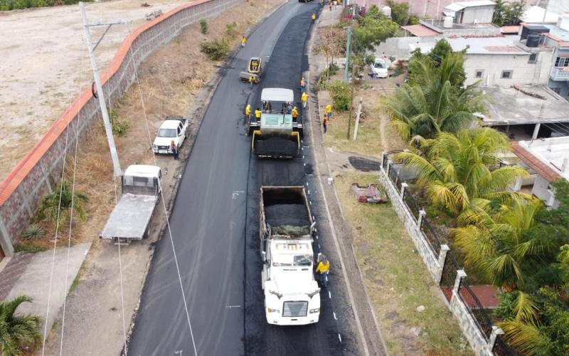 Así avanza el asfalto hacia Anguiatú: la recuperación de la CA-12 no se detiene