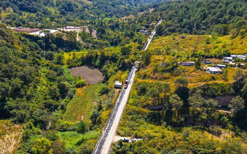 Covial mejora carretera que impulsa la economía de tres municipios