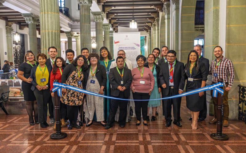 exposición artística por el Día Internacional de las Personas con Discapacidad