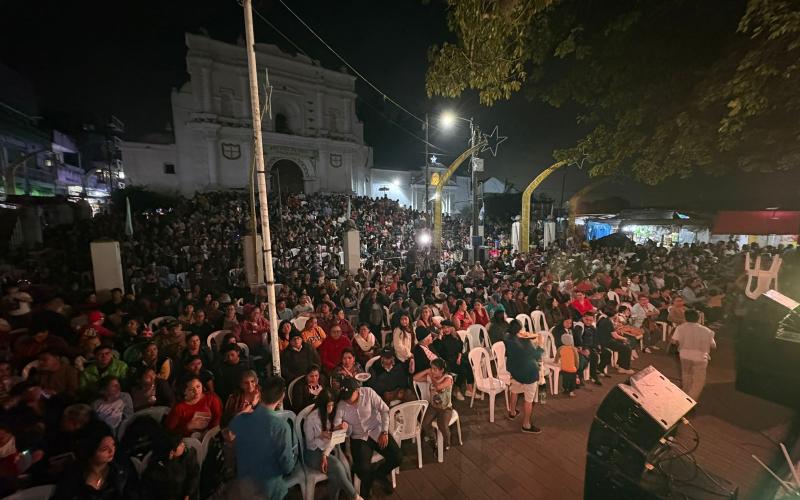concierto de La Ceiba y la sorpresa del debut en Puerto San José