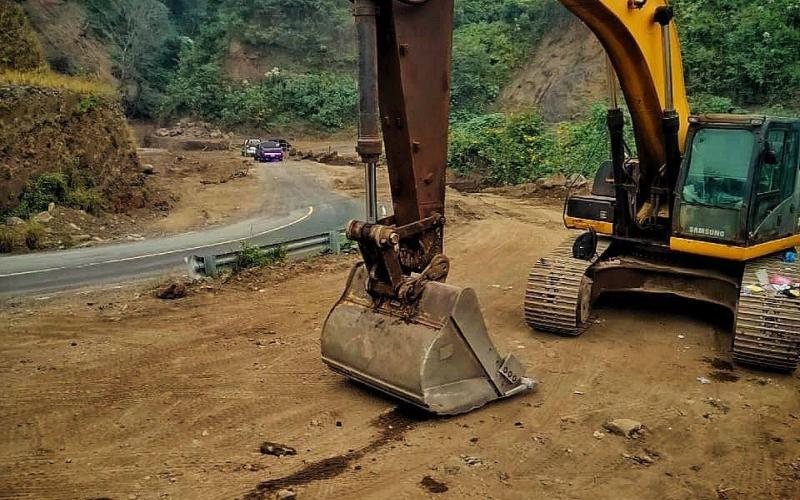 Más de 4,000 m³ de derrumbes removidos en la ruta Palín – Santa María de Jesús