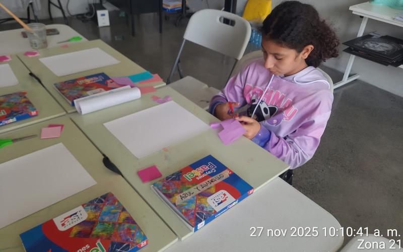 71 ciudadanos fortalecen su creatividad en el Parque de la Paz “Carlos ‘El Pescadito’ Ruiz”