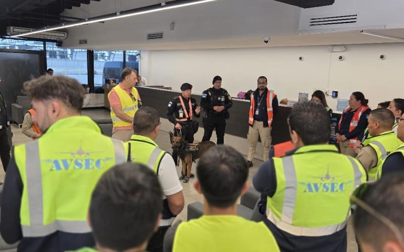 La capacitación estuvo dirigida a personal de la Superintendencia de Administración Tributaria (Aduanas), la Dirección General de Aeronáutica Civil, el Ministerio de la Defensa y el Ministerio de Gobernación