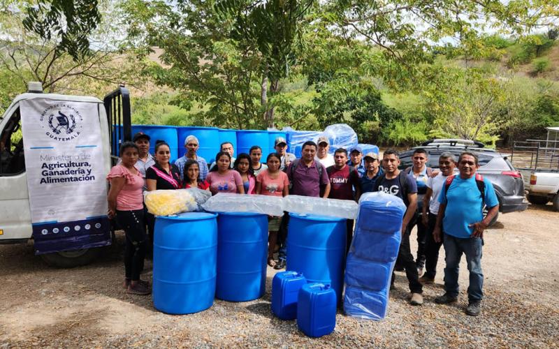 Capacitados 460 productores en comercialización de la producción