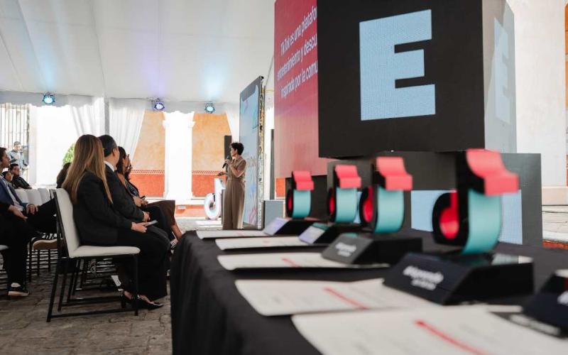 SIT presenta programa para llevar educación STEM a TikTok