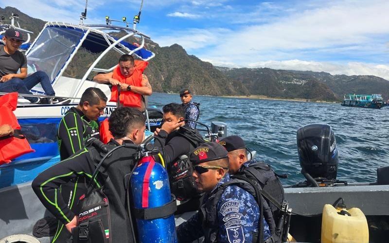 Ejército de Guatemala atiende emergencia acuática en Sololá.