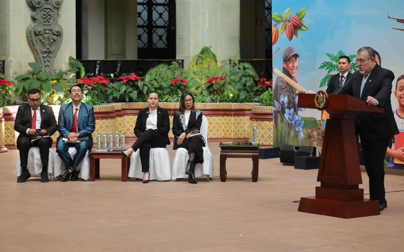 Guatemala marca un hito histórico con el primer pago del Programa de Reducción de Emisiones