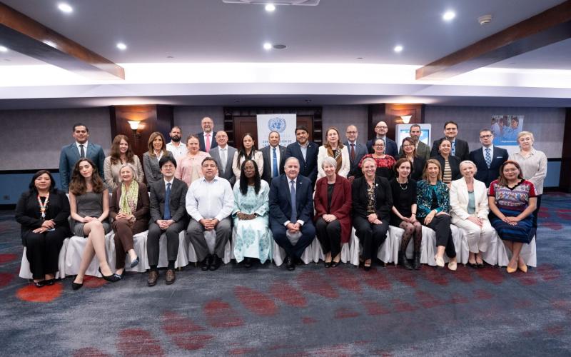 Participantes en la reunión extraordinaria del Comité Ejecutivo del Fondo para la Consolidación de la Paz de Naciones Unidas (PBF)