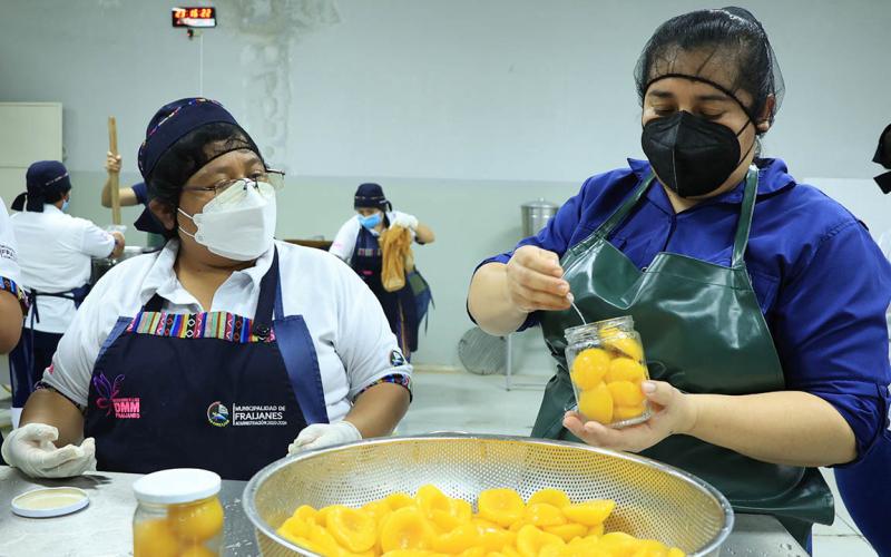 Transformación de alimentos impulsa ingresos y reduce pérdidas en el campo