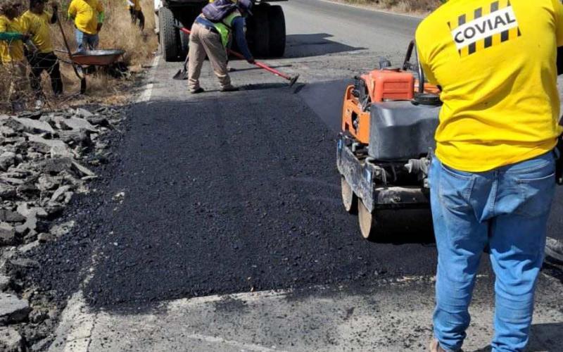 Avanza el bacheo en la CA-10 que mejorará el paso entre Zacapa y Chiquimula