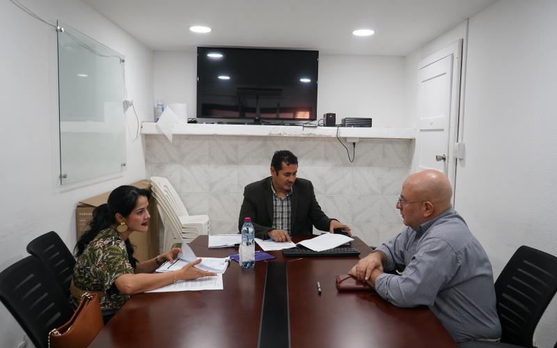 Fortalecemos la regulación de cableoperadoras en Sacatepéquez