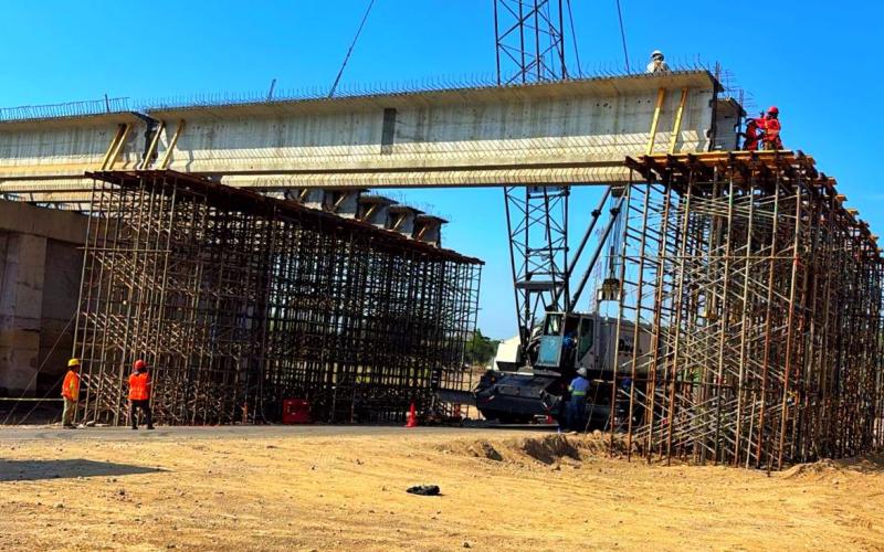 Avanza obra vial que mejorará la movilidad y seguridad en Escuintla