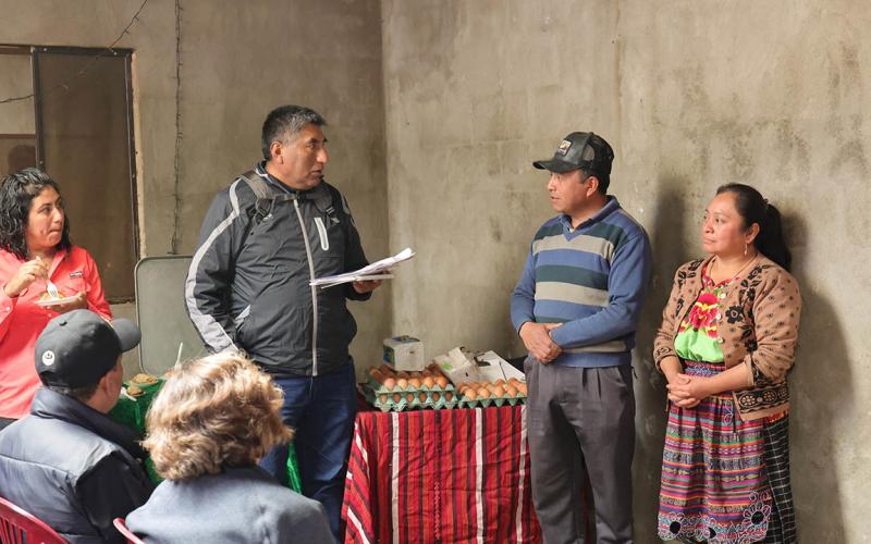 Becarios internacionales constatan el éxito de la agricultura orientada al mercado