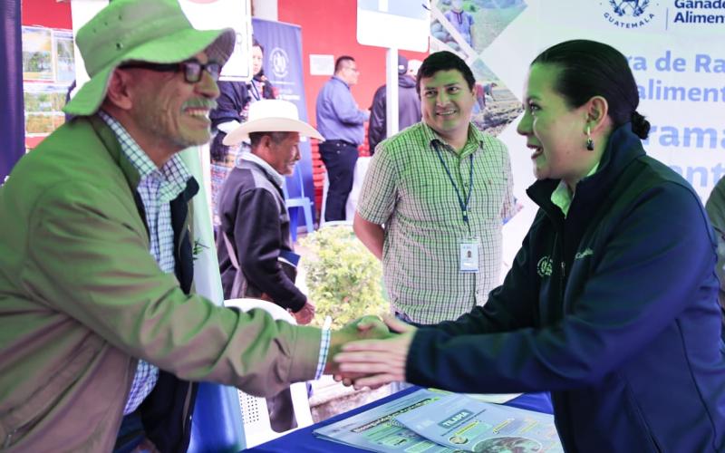 COCODES de Baja Verapaz conocen programas para fortalecer la gestión comunitaria