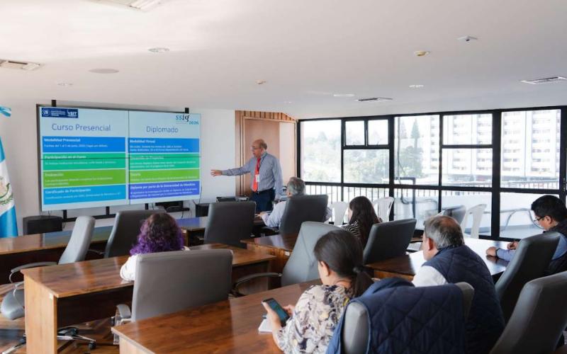 Capacitación internacional fortalece la gobernanza digital en beneficio del país