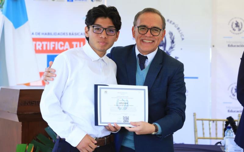 Entregan certificados de Prueba de Habilidades Básicas 2026