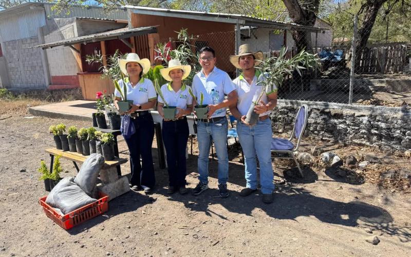 Supervisan calidad académica en centros de formación agropecuaria