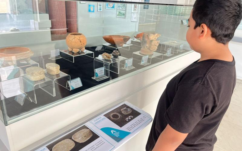 Visita guiada al Museo Mundo Maya y al Parque Tayasal fortalece la valoración del patrimonio cultural en San Benito. 