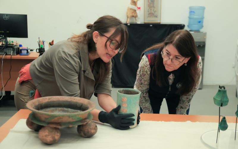 Ministra Grazioso verifica avances de evaluación y diagnóstico de bienes culturales en el MUNAE. 