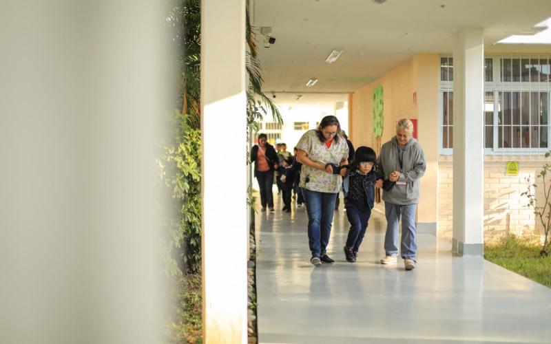 Atención a Niñas, niños y adolescentes