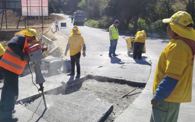 Comienza la transformación del camino entre San Francisco El Alto y Momostenango 