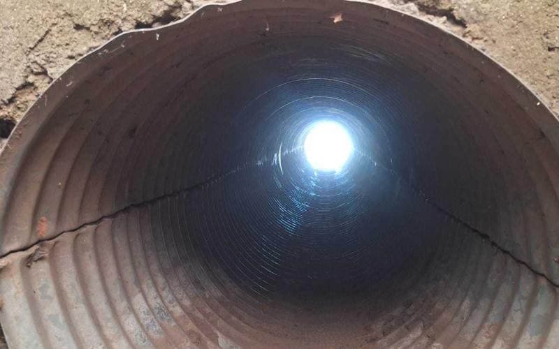 Limpian ruta hacia Concepción Tutuapa para prevenir inundaciones y garantizar un paso seguro