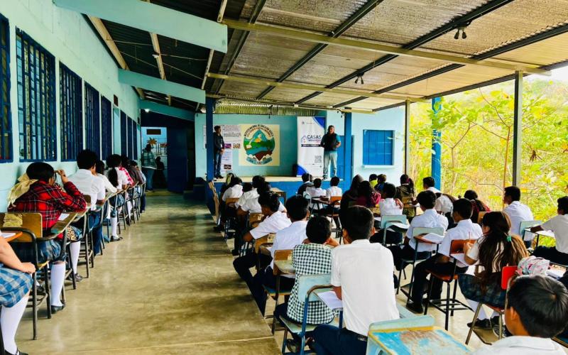 Diálogo en Camotán