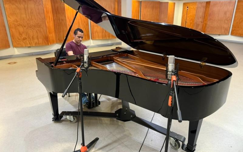 Jr. Medina, pianista del MCD