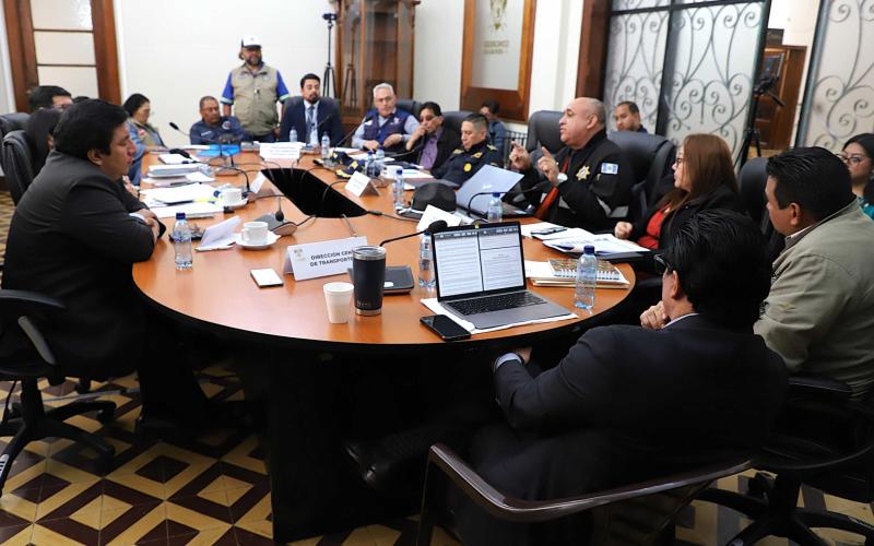 Mesa técnica impulsa coordinación interinstitucional para ordenar la aplicación de la Ley de Tránsito en rutas nacionales