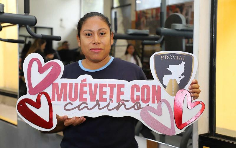 ¡Salud, ritmo y compañerismo! PROVIAL mueve a su equipo al son de la zumba