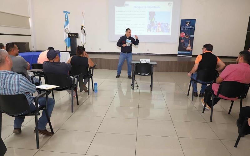 PROVIAL capacita a su personal para carreteras más seguras para todos