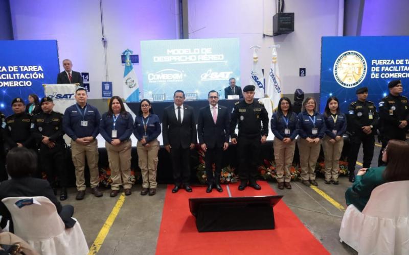 Este sistema, que ya fue implementado en Puerto Quetzal y en Santo Tomás de Castilla, inicia ahora una nueva etapa en el área aérea, consolidando una gestión más eficiente en cada frontera del país.