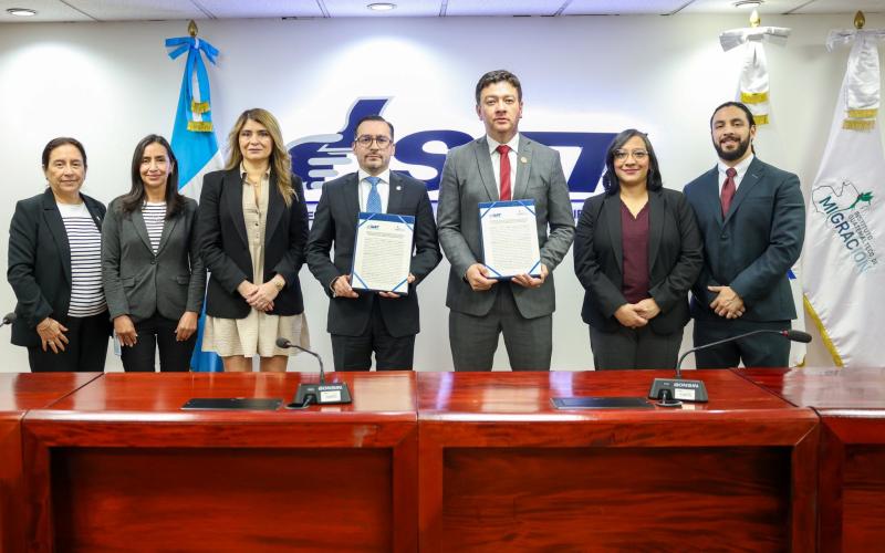 IGM-SAT firman convenio