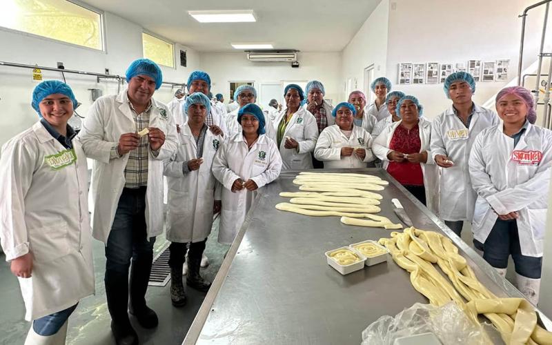 ENCA capacita en técnicas productivas a grupos femeninos de los CADER de Escuintla