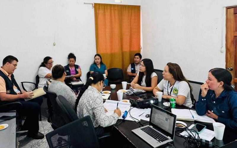 Impulsan alimentación saludable en COMUSAN de Flores, Petén