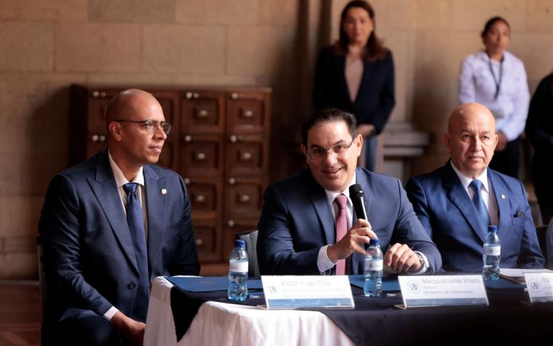 Ministro de Gobernación y sus Viceministros de Seguridad y Antinarcóticos