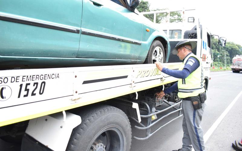 Provial amplía horario del servicio de grúa para emergencias en carretera