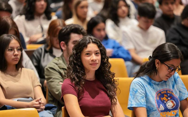 Minfin promueve ética y transparencia en la formación de futuros profesionales