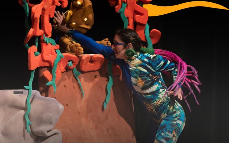 Saltimbanquis”, de Quetzaltenango, presentó la obra “Los soberbios”