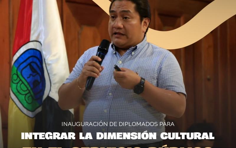 Inauguración de diplomados orientados para servidores públicos