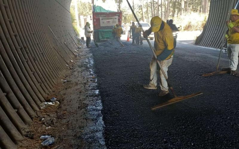 Reparaciones mejoran el acceso hacia Parramos en Chimaltenango