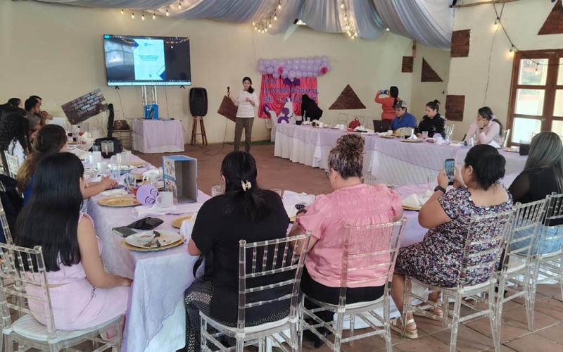 Mujeres lideran acciones contra la desnutrición en Santa Rosa