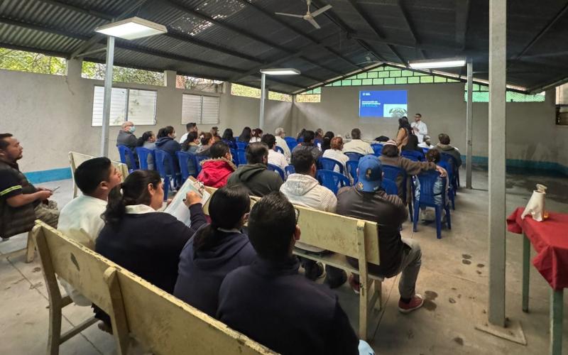 Capacitan a personal del Hospital de La Verbena en bienestar animal