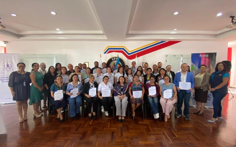 Promotores sociales se forman para apoyar el bienestar familiar