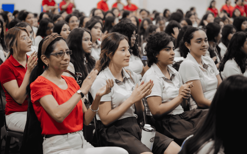 “Misión Futuro Digital” culmina con éxito y fortalece el talento tecnológico de niñas guatemaltecas