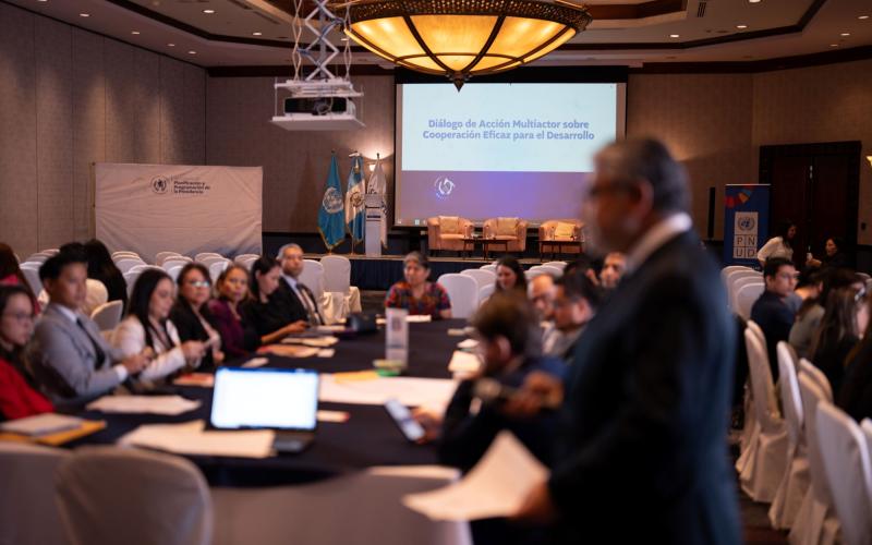 Promueven diálogo sobre fortalecimiento del proceso de cooperación en Guatemala