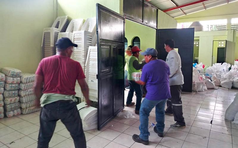 Familias de Santa Cruz Muluá recibirán raciones de alimentos