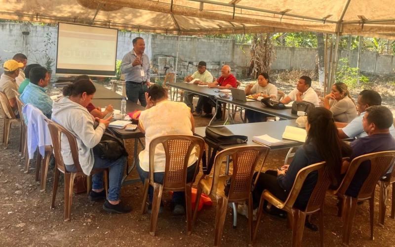 Socializan planes productivos para impulsar el desarrollo sostenible en comunidades rurales