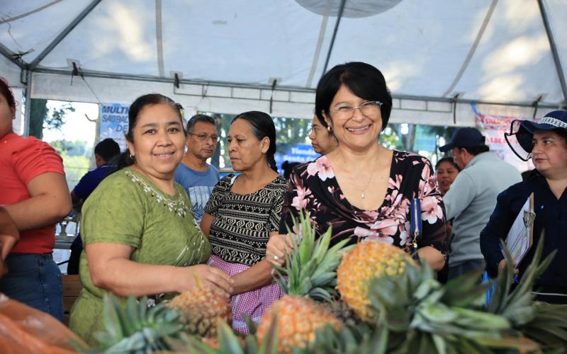 Feria del Agricultor: Un mercado diferente en el corazón de la ciudad