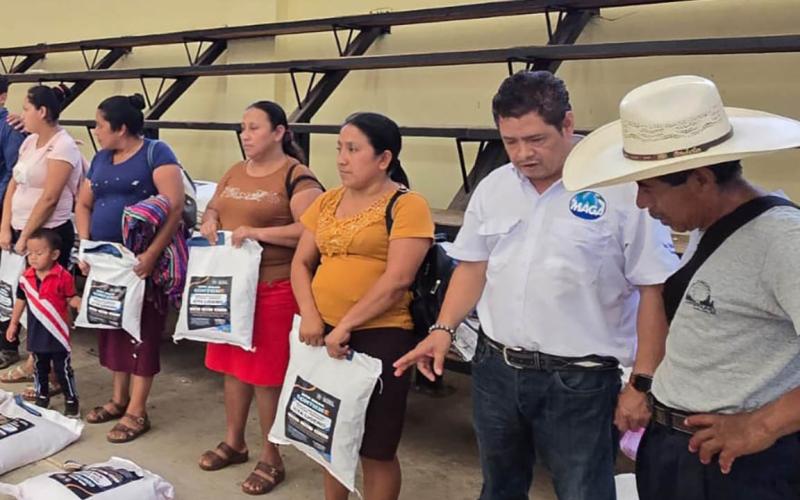 Entrega de de semillas fortalece la agricultura familiar de Escuintla